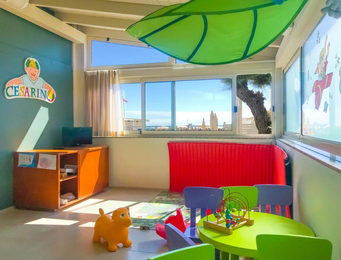 Hotel Caesar Lido Di Savio Dış mekan fotoğraf
